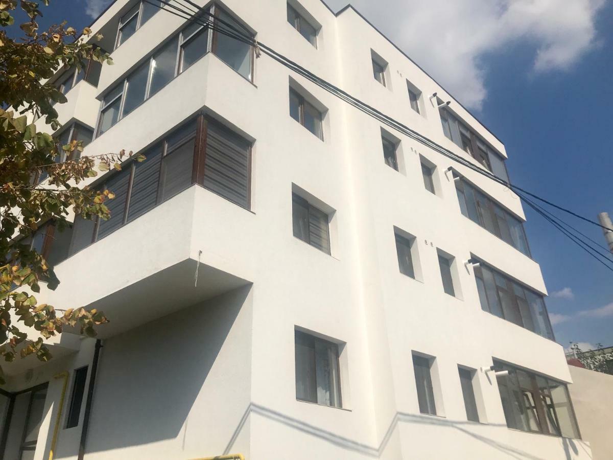 At Home Iasi Exterior photo